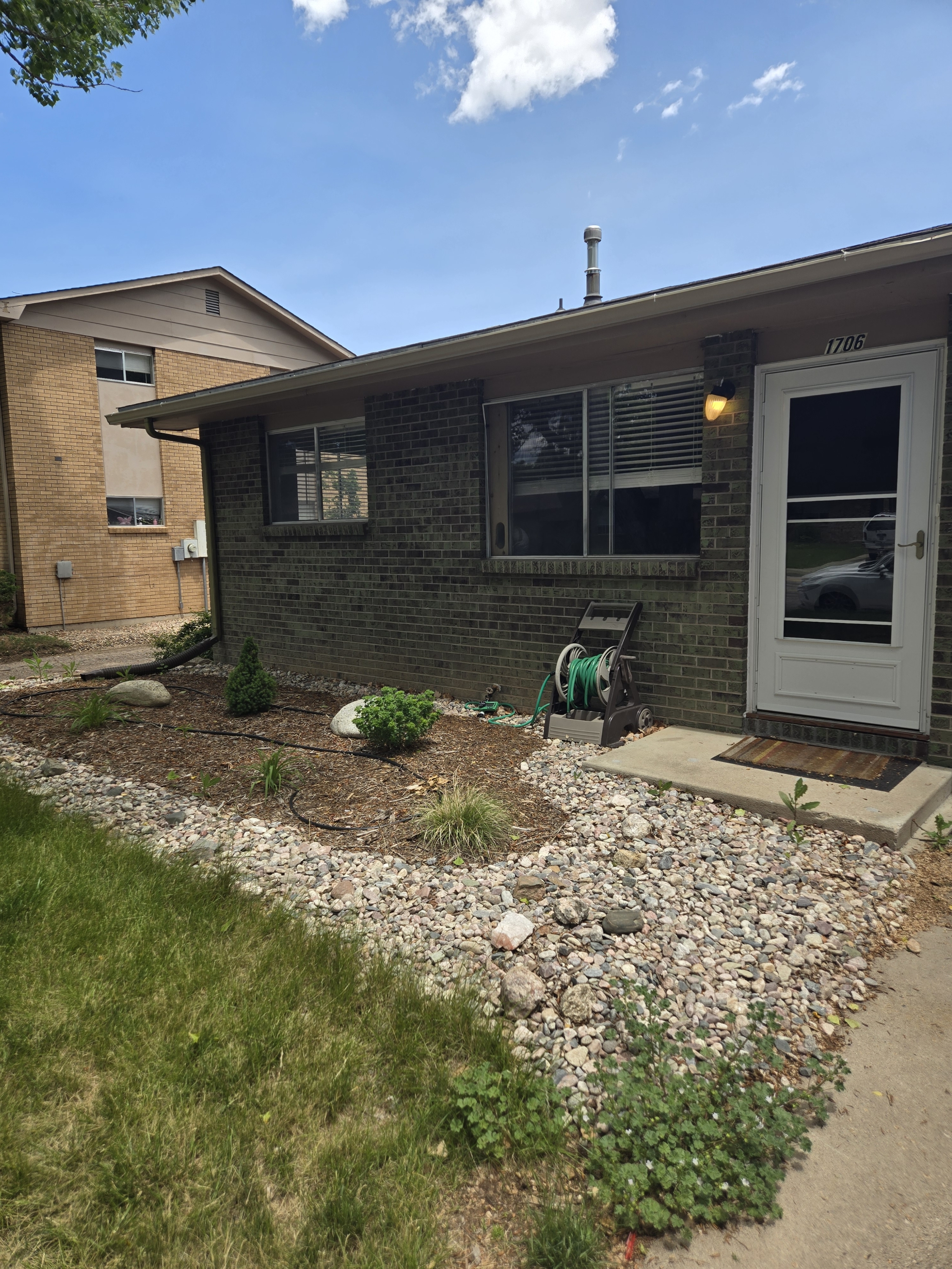 1706 Larch Street - 1